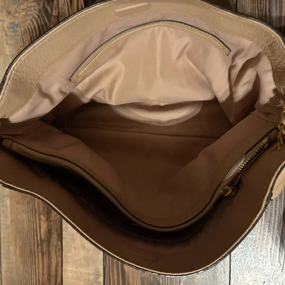 Tory Burch Shoulder Bag with Chain Straps - Picture 3 of 5